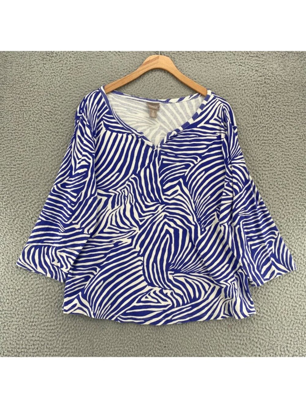 Chicos Top Womens 3 US Extra Large Blue Zebra Stripe Cotton Knit Tee Split Neck